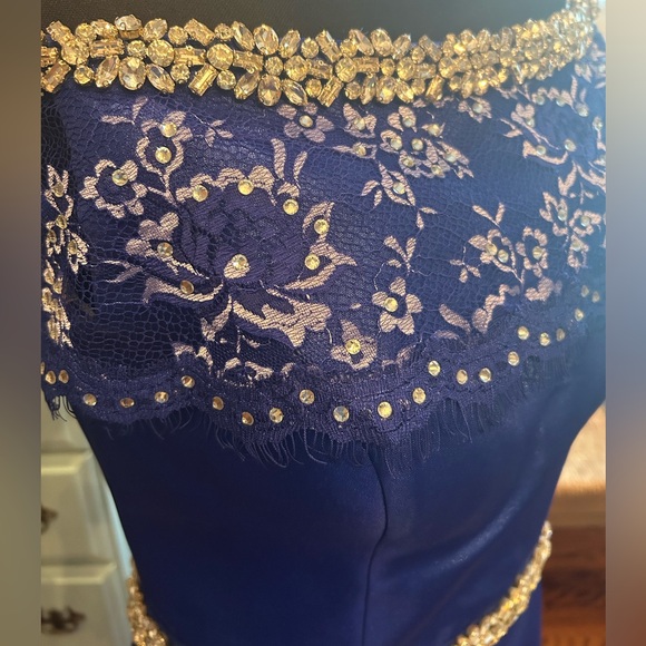 Ritzee Prom formal dress
🌼OFFERS WELCOME🌼
CLOSET CLEANOUT👗 - Picture 6 of 11